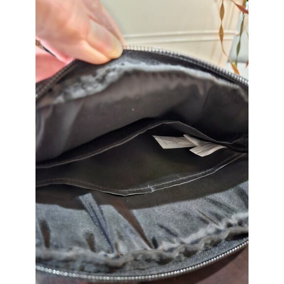 Disney - Tech Mickey Mouse Disney Parks Tablet Case Purse - Picture 5 of 7